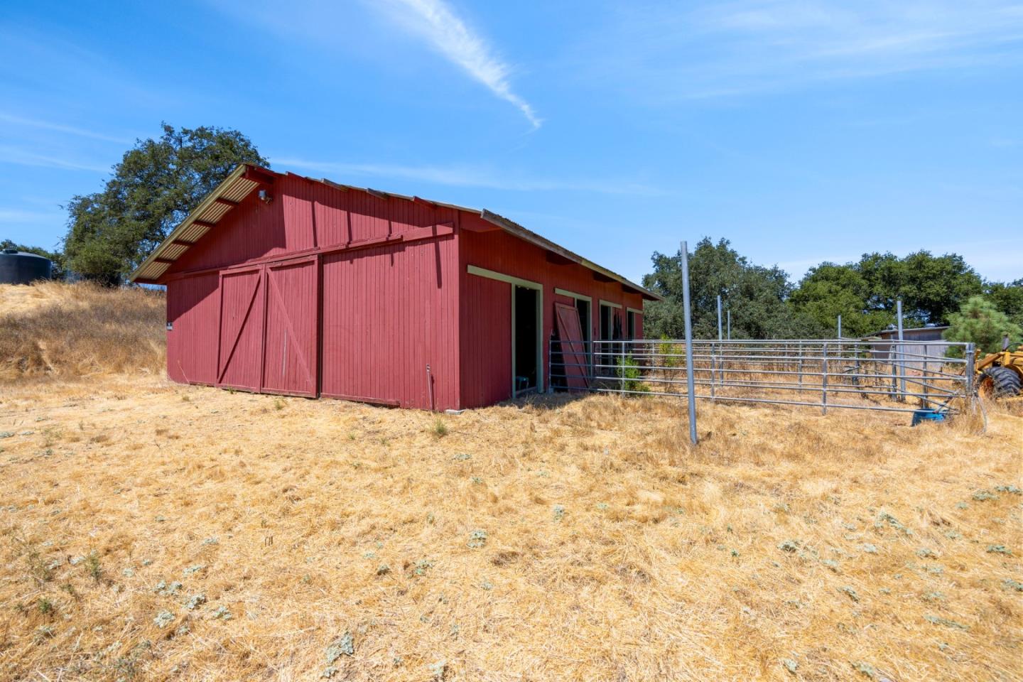 Detail Gallery Image 5 of 63 For 5096 Fallen Oak Dr, Morgan Hill,  CA 95037 - 3 Beds | 2 Baths