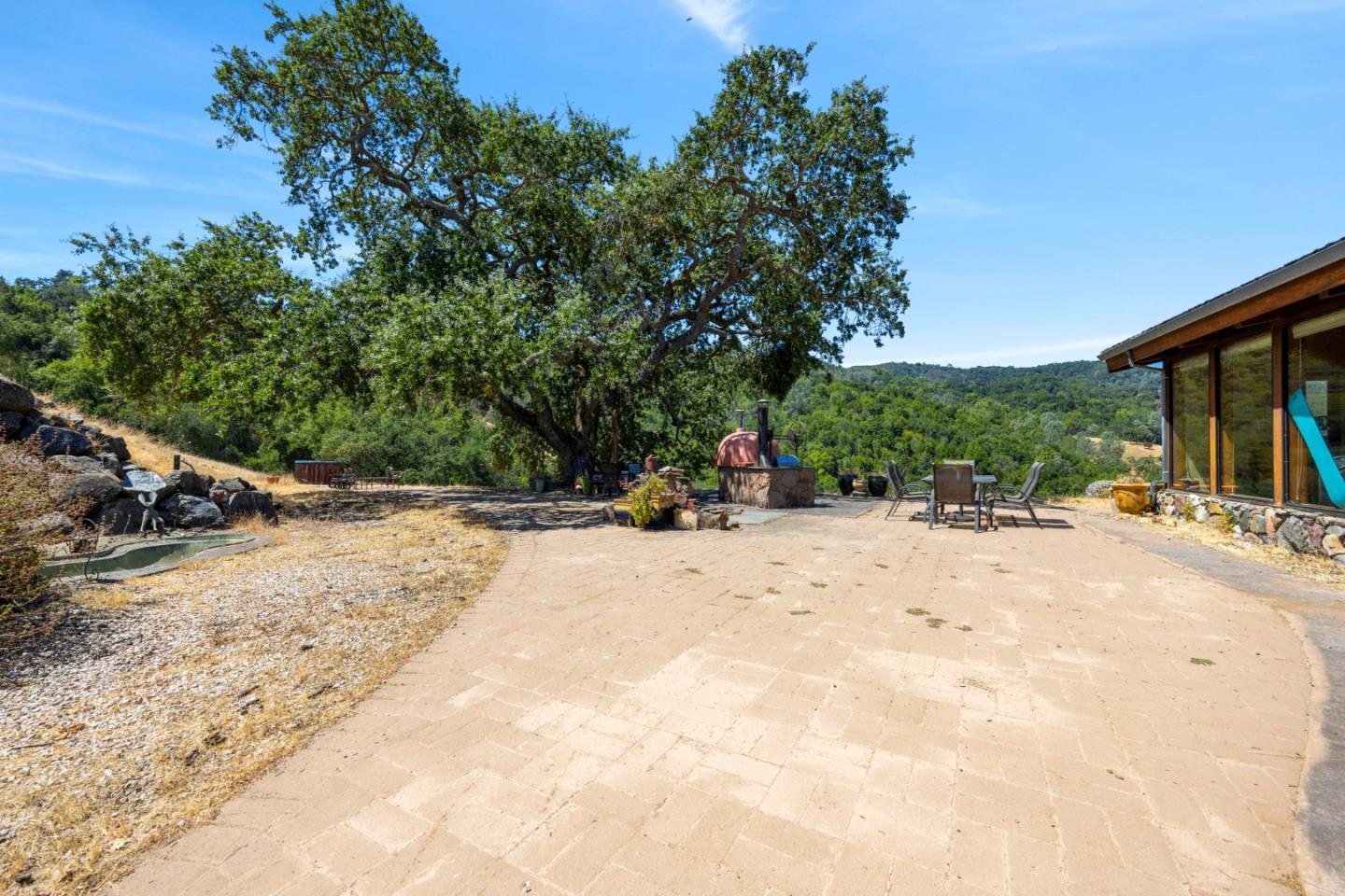 Detail Gallery Image 52 of 63 For 5096 Fallen Oak Dr, Morgan Hill,  CA 95037 - 3 Beds | 2 Baths