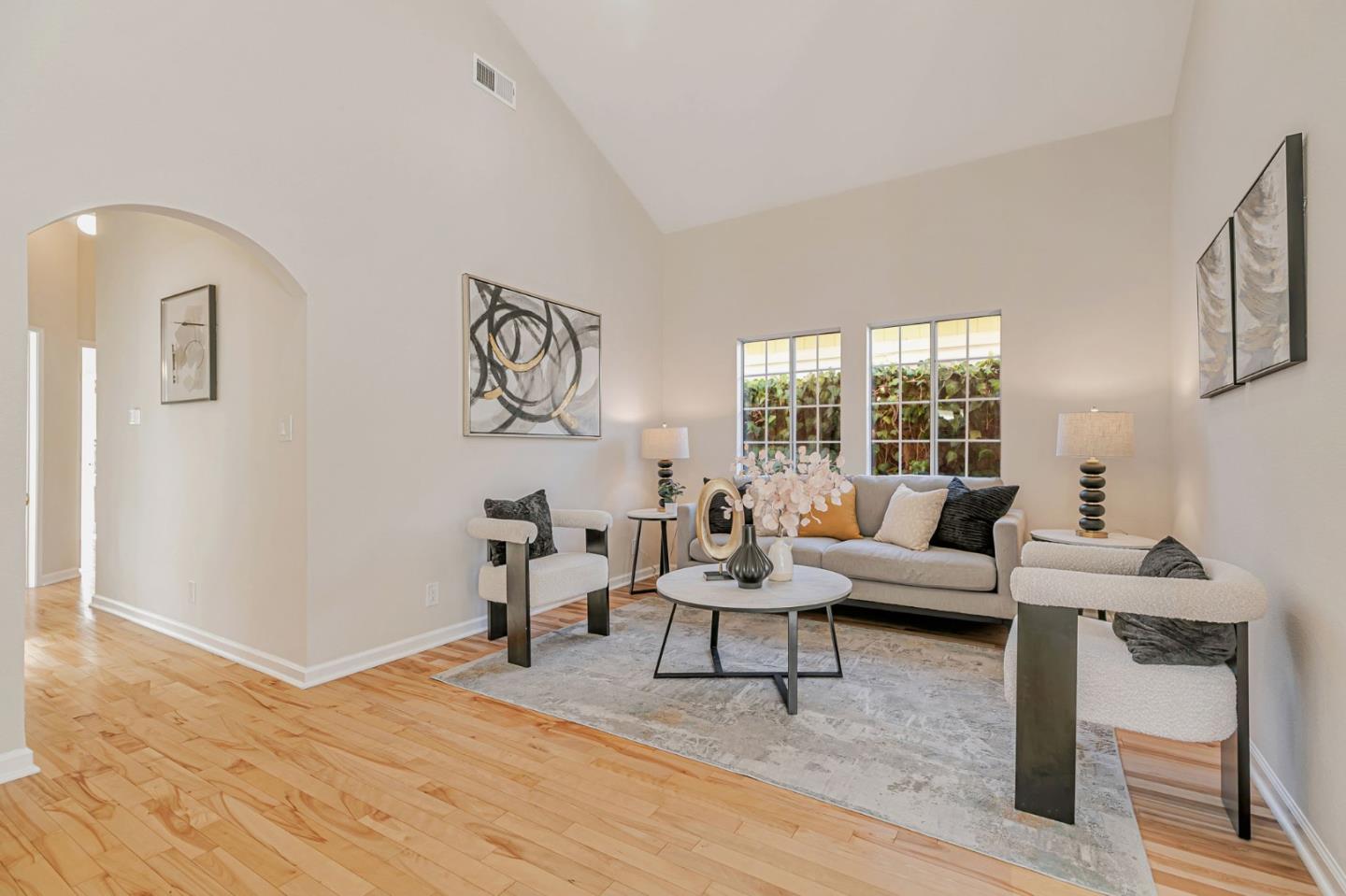 Detail Gallery Image 2 of 21 For 280 College Ave, Mountain View,  CA 94040 - 3 Beds | 2 Baths