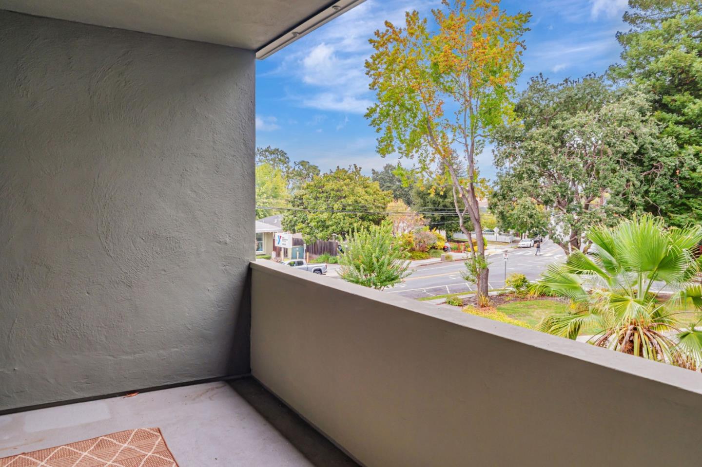 Detail Gallery Image 18 of 27 For 1458 Hudson St #202,  Redwood City,  CA 94061 - 2 Beds | 1 Baths
