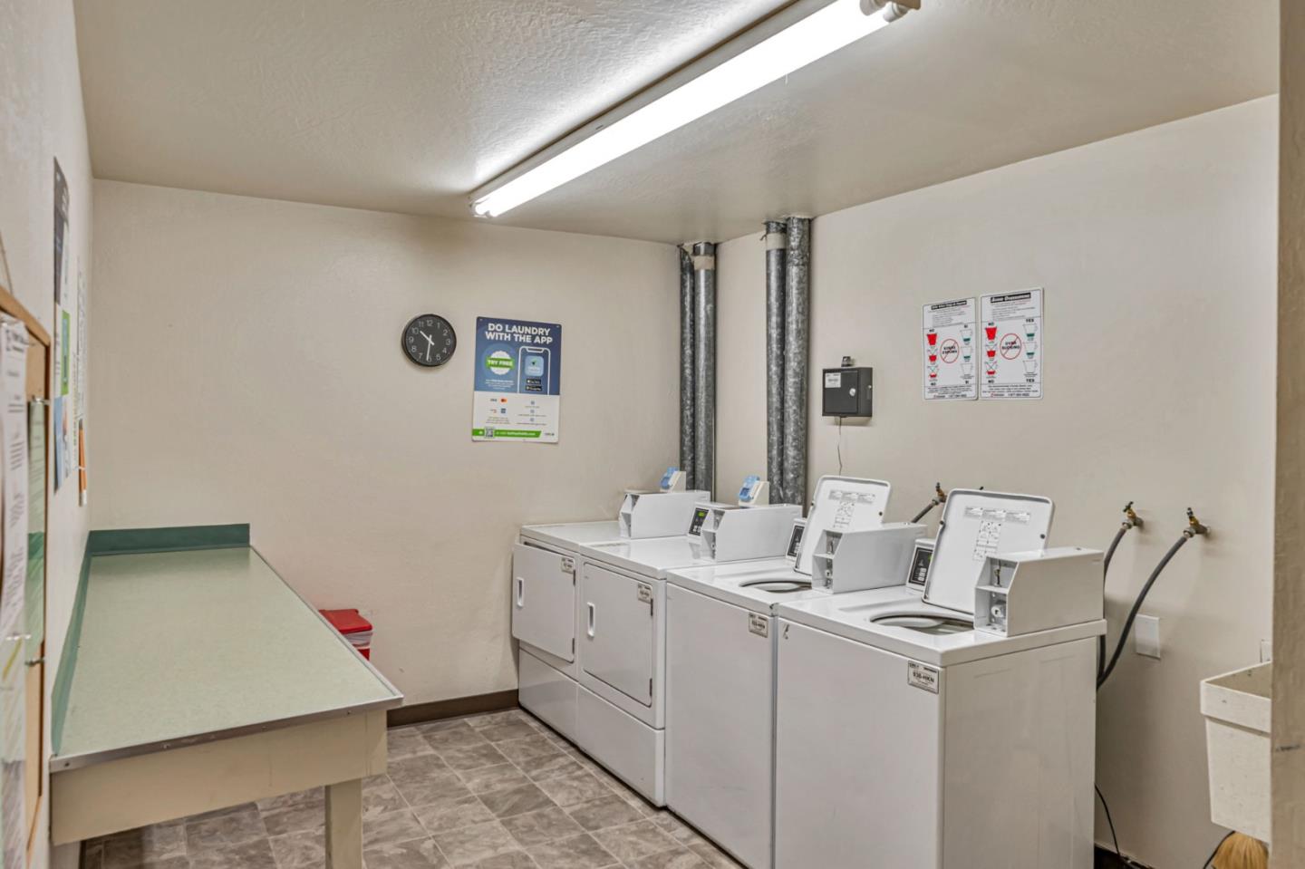 Detail Gallery Image 22 of 27 For 1458 Hudson St #202,  Redwood City,  CA 94061 - 2 Beds | 1 Baths