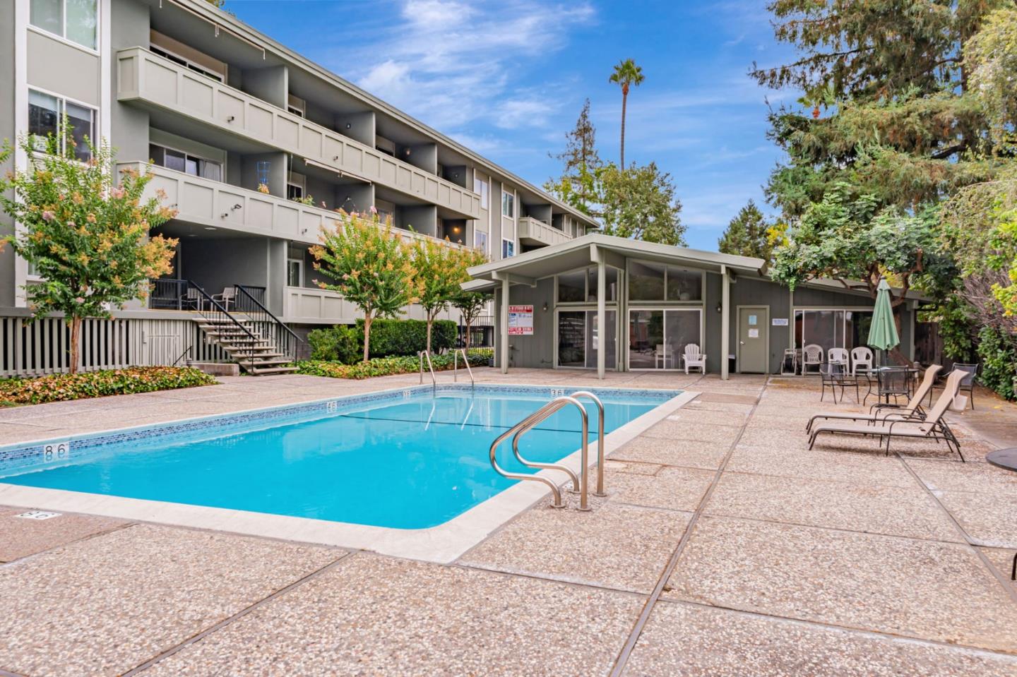 Detail Gallery Image 24 of 27 For 1458 Hudson St #202,  Redwood City,  CA 94061 - 2 Beds | 1 Baths