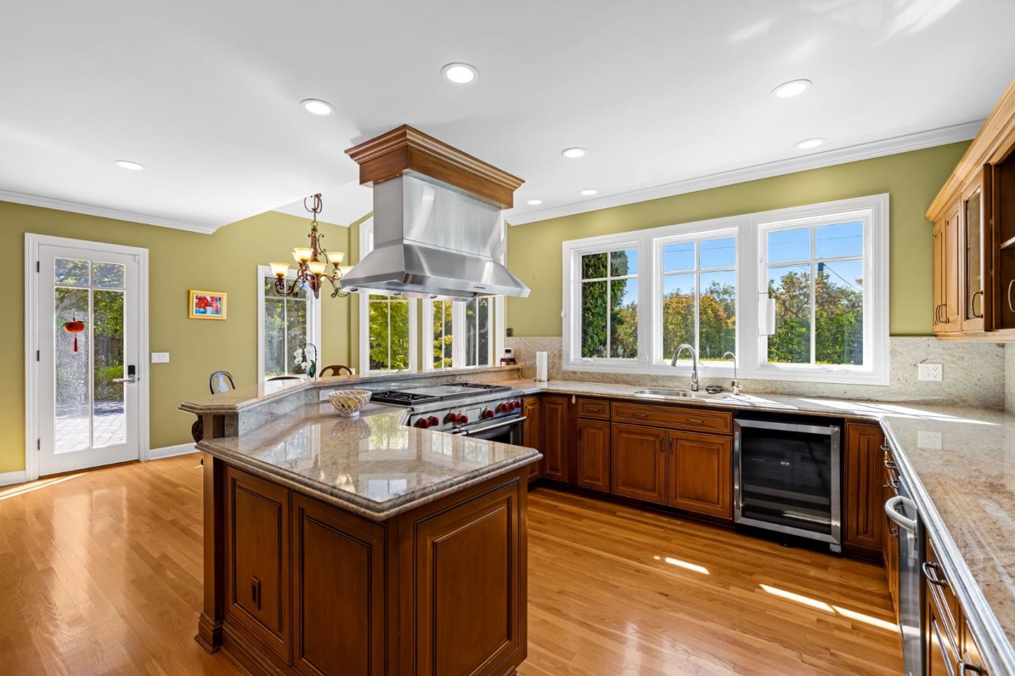 Detail Gallery Image 12 of 46 For 3937 Ronda Rd, Pebble Beach,  CA 93953 - 4 Beds | 4/1 Baths