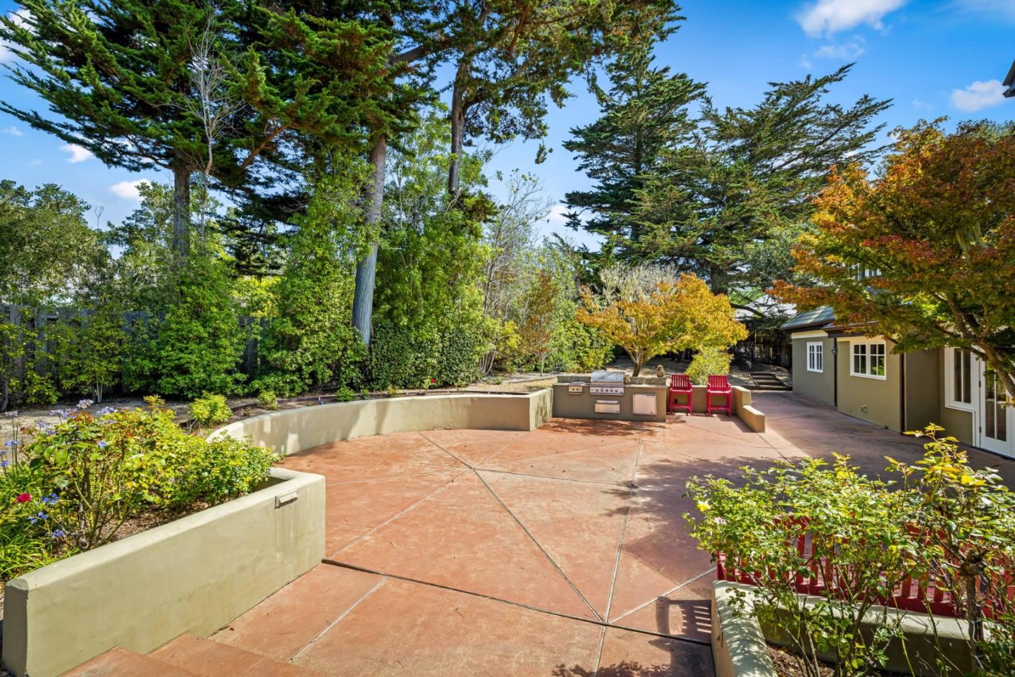 Detail Gallery Image 39 of 46 For 3937 Ronda Rd, Pebble Beach,  CA 93953 - 4 Beds | 4/1 Baths