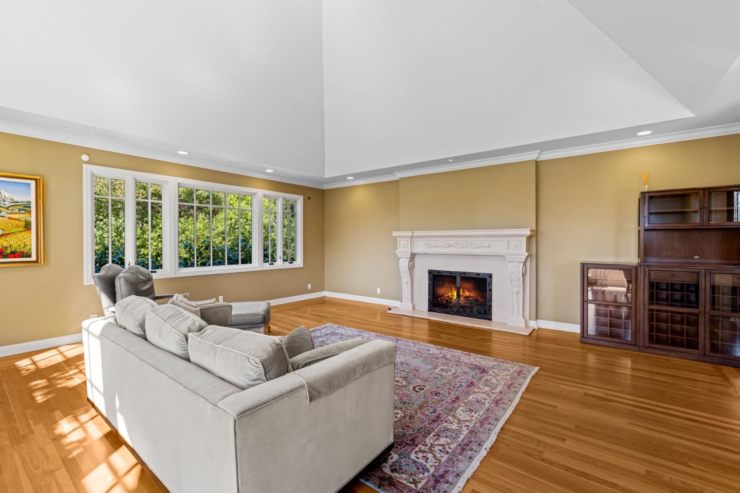 Detail Gallery Image 8 of 46 For 3937 Ronda Rd, Pebble Beach,  CA 93953 - 4 Beds | 4/1 Baths