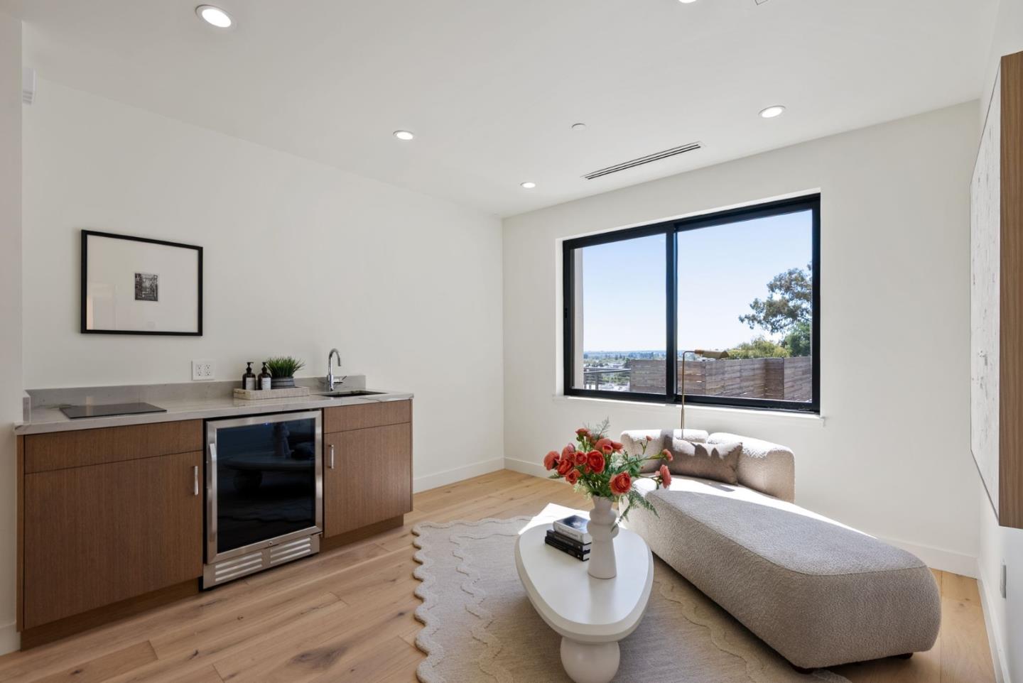 Detail Gallery Image 24 of 34 For 905 South Rd, Belmont,  CA 94002 - 4 Beds | 3/1 Baths