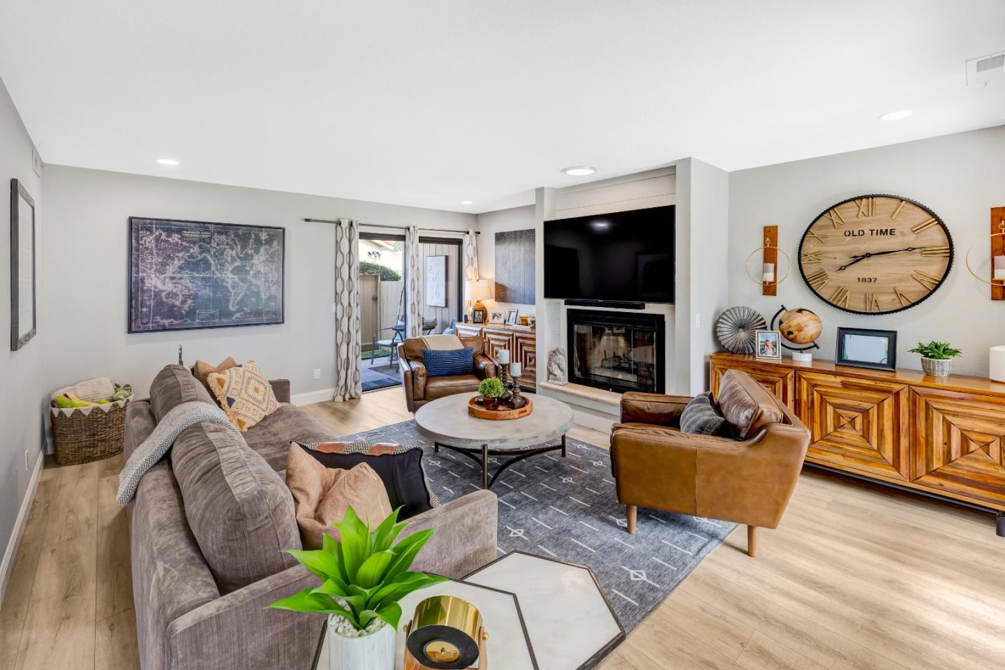 Detail Gallery Image 6 of 28 For 2146 Penasquitas Dr, Aptos,  CA 95003 - 3 Beds | 1/1 Baths