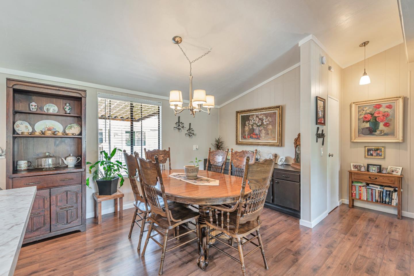 Detail Gallery Image 11 of 20 For 707 Millstream Dr #707,  San Jose,  CA 95125 - 2 Beds | 2 Baths