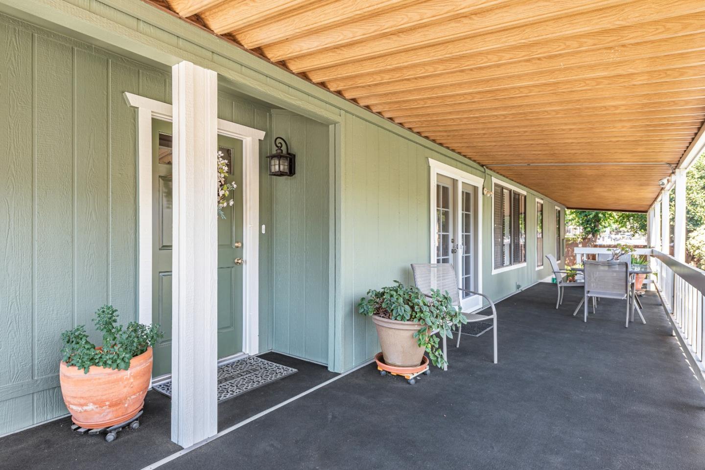 Detail Gallery Image 3 of 20 For 707 Millstream Dr #707,  San Jose,  CA 95125 - 2 Beds | 2 Baths