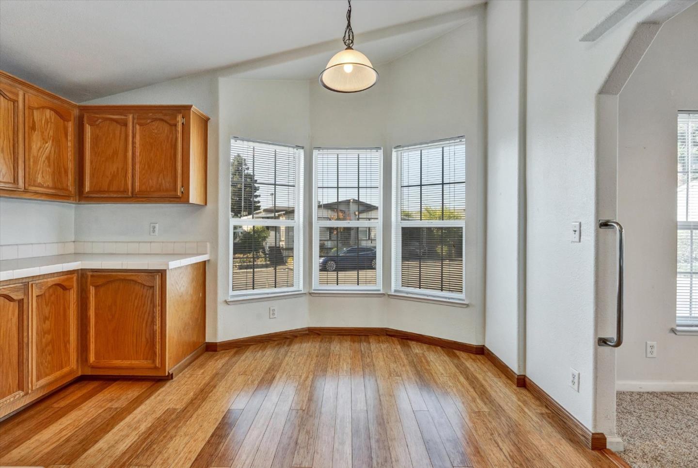 Detail Gallery Image 8 of 19 For 1085 Tasman Dr #96,  Sunnyvale,  CA 94089 - 3 Beds | 2 Baths