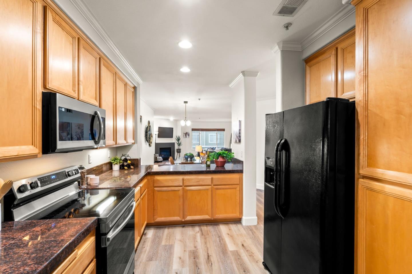 Detail Gallery Image 13 of 23 For 852 Diablo Ave #104,  Novato,  CA 94947 - 2 Beds | 2 Baths