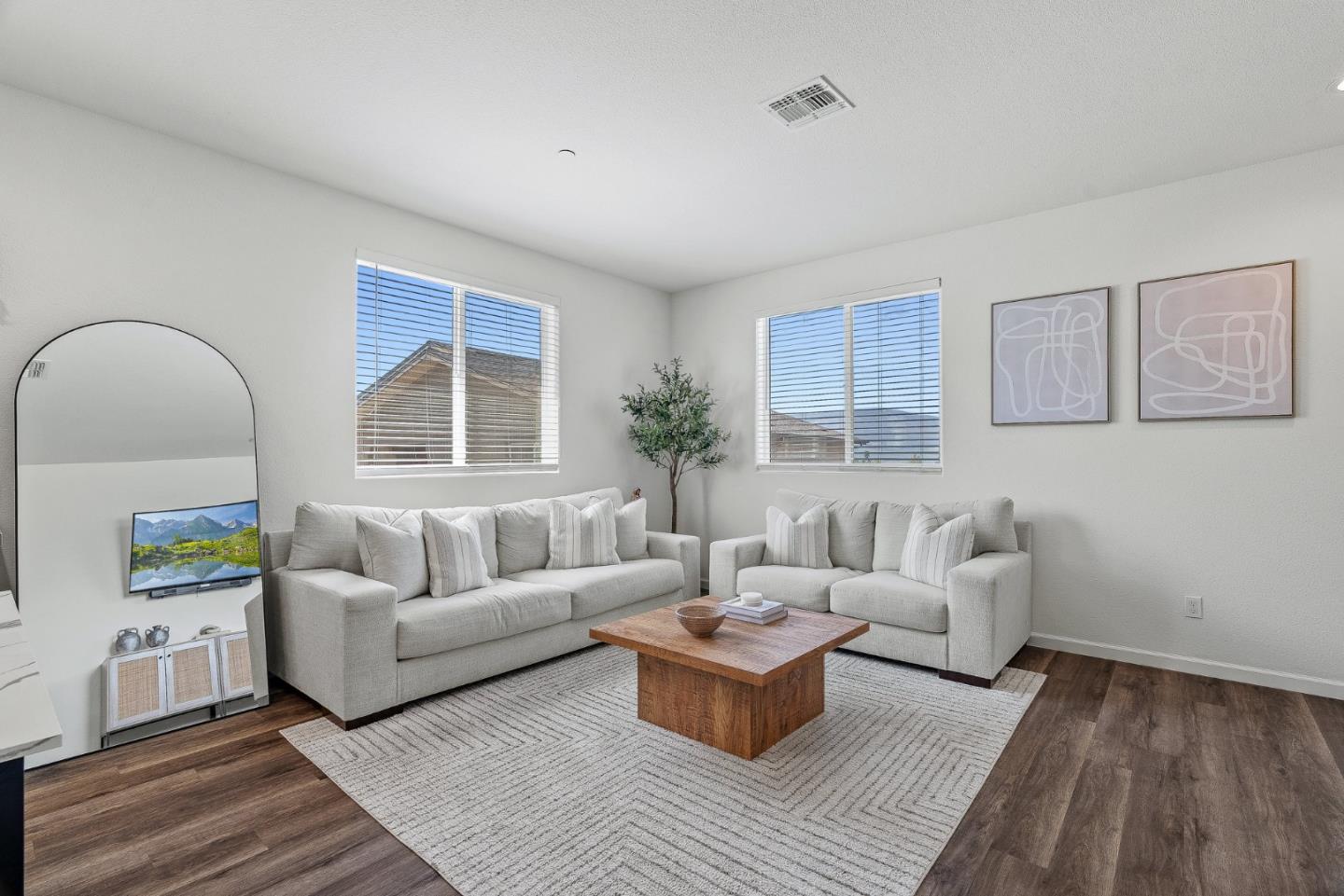 Detail Gallery Image 3 of 25 For 1278 San Antonio St, Soledad,  CA 93960 - 2 Beds | 1 Baths