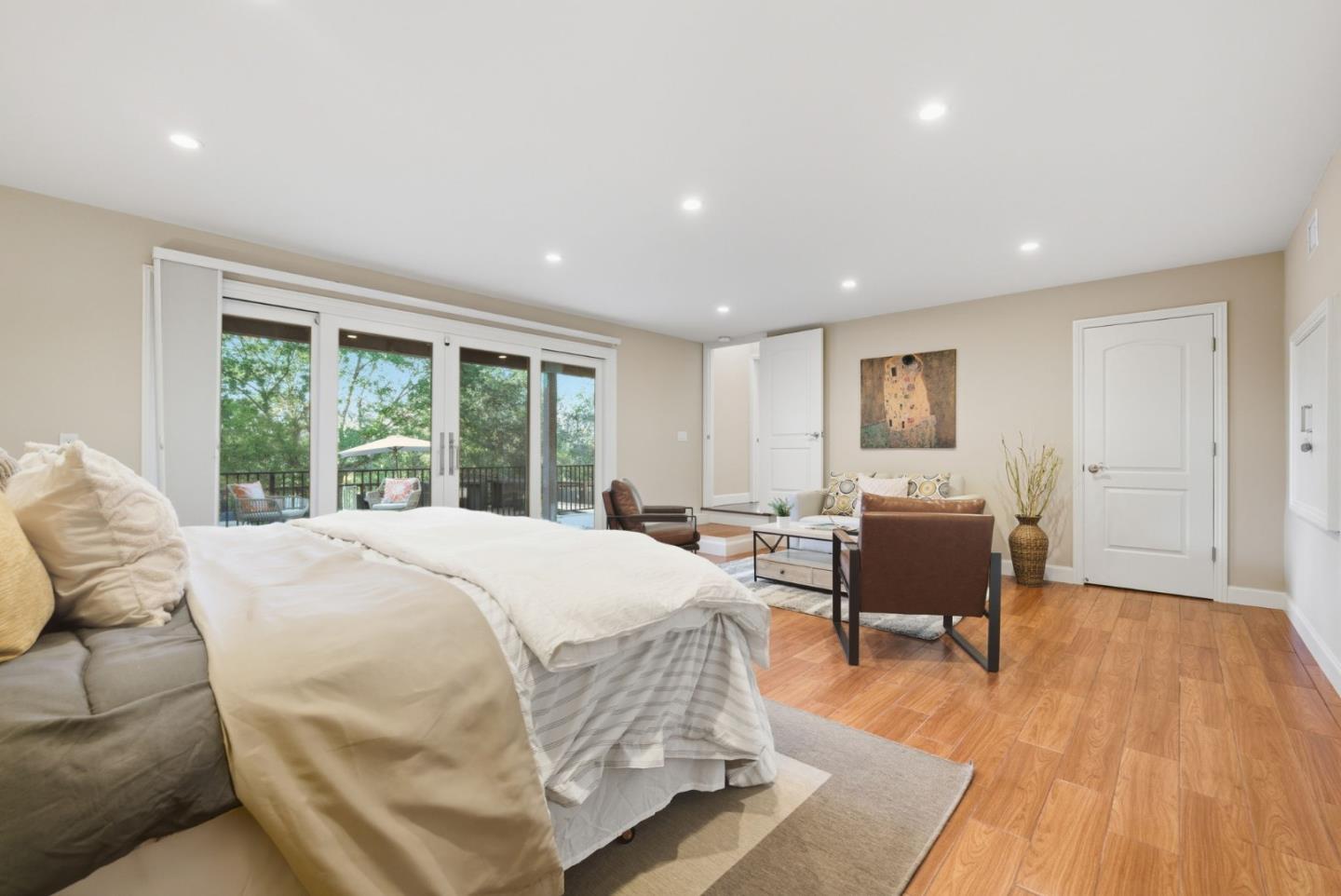 Detail Gallery Image 32 of 51 For 3654 Altamont Way, Redwood City,  CA 94062 - 4 Beds | 3/1 Baths