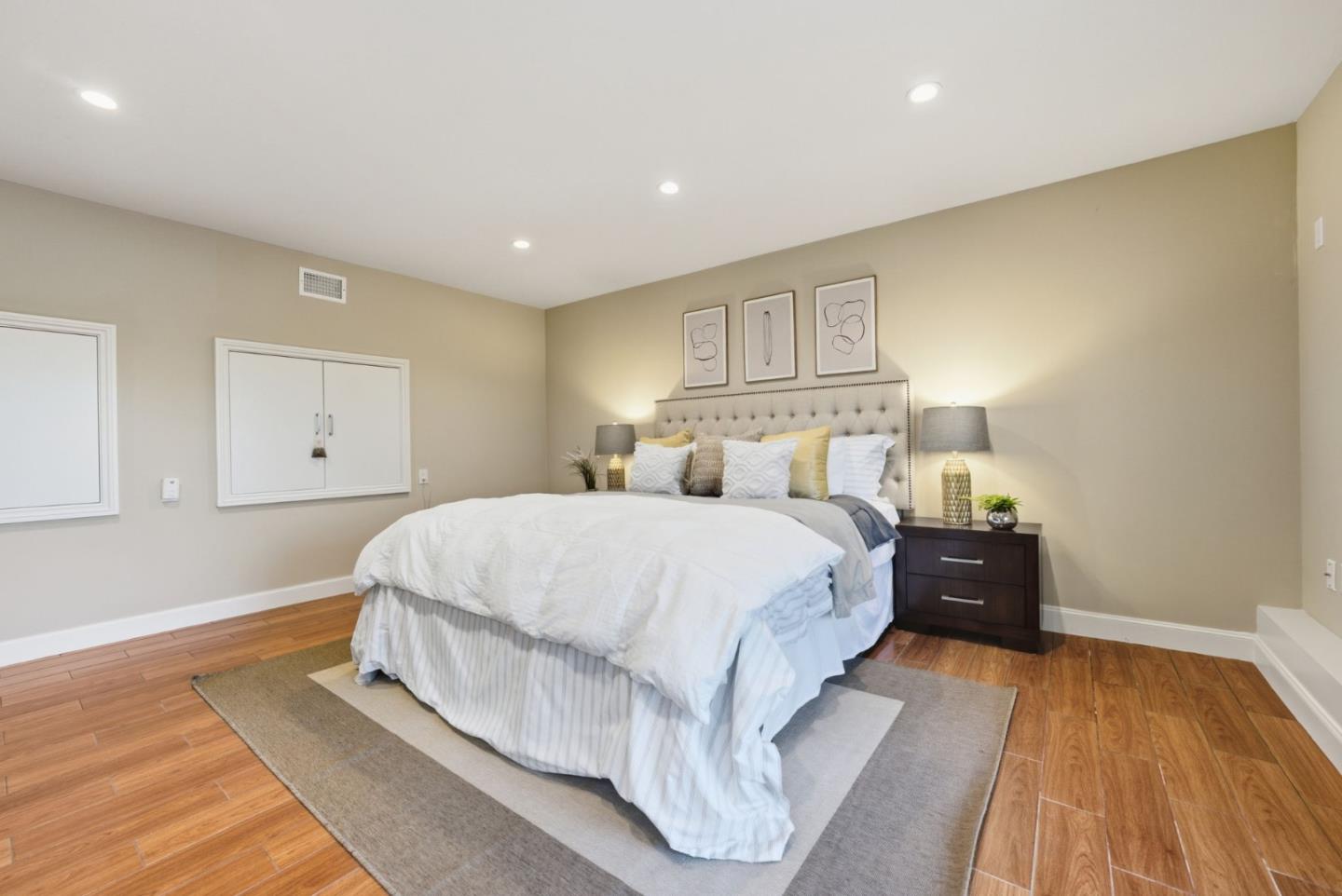 Detail Gallery Image 34 of 51 For 3654 Altamont Way, Redwood City,  CA 94062 - 4 Beds | 3/1 Baths