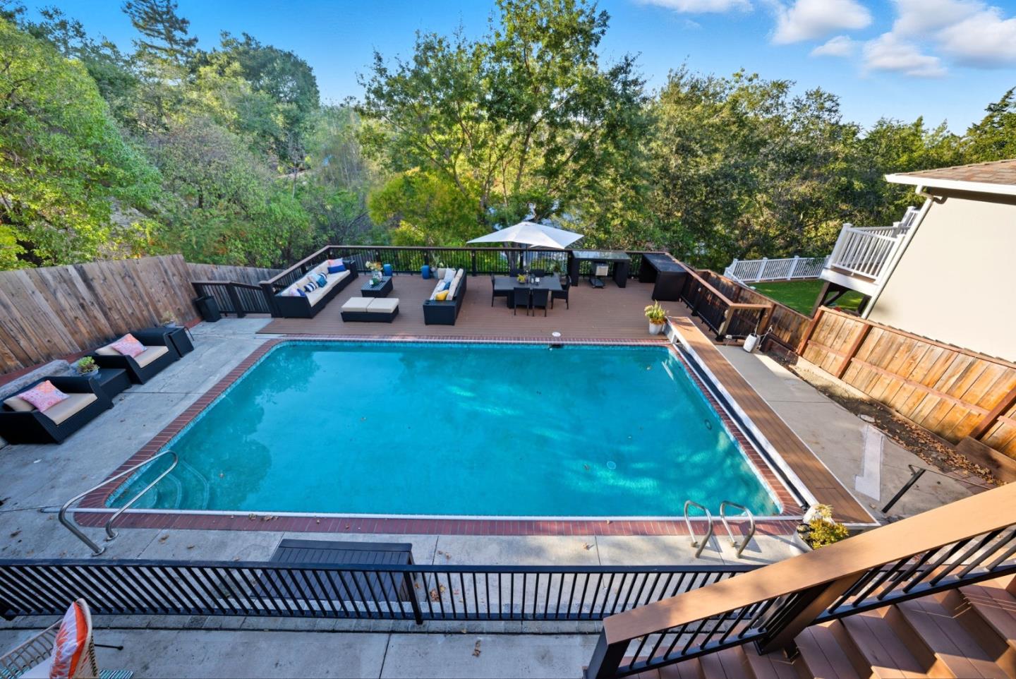 Detail Gallery Image 39 of 51 For 3654 Altamont Way, Redwood City,  CA 94062 - 4 Beds | 3/1 Baths