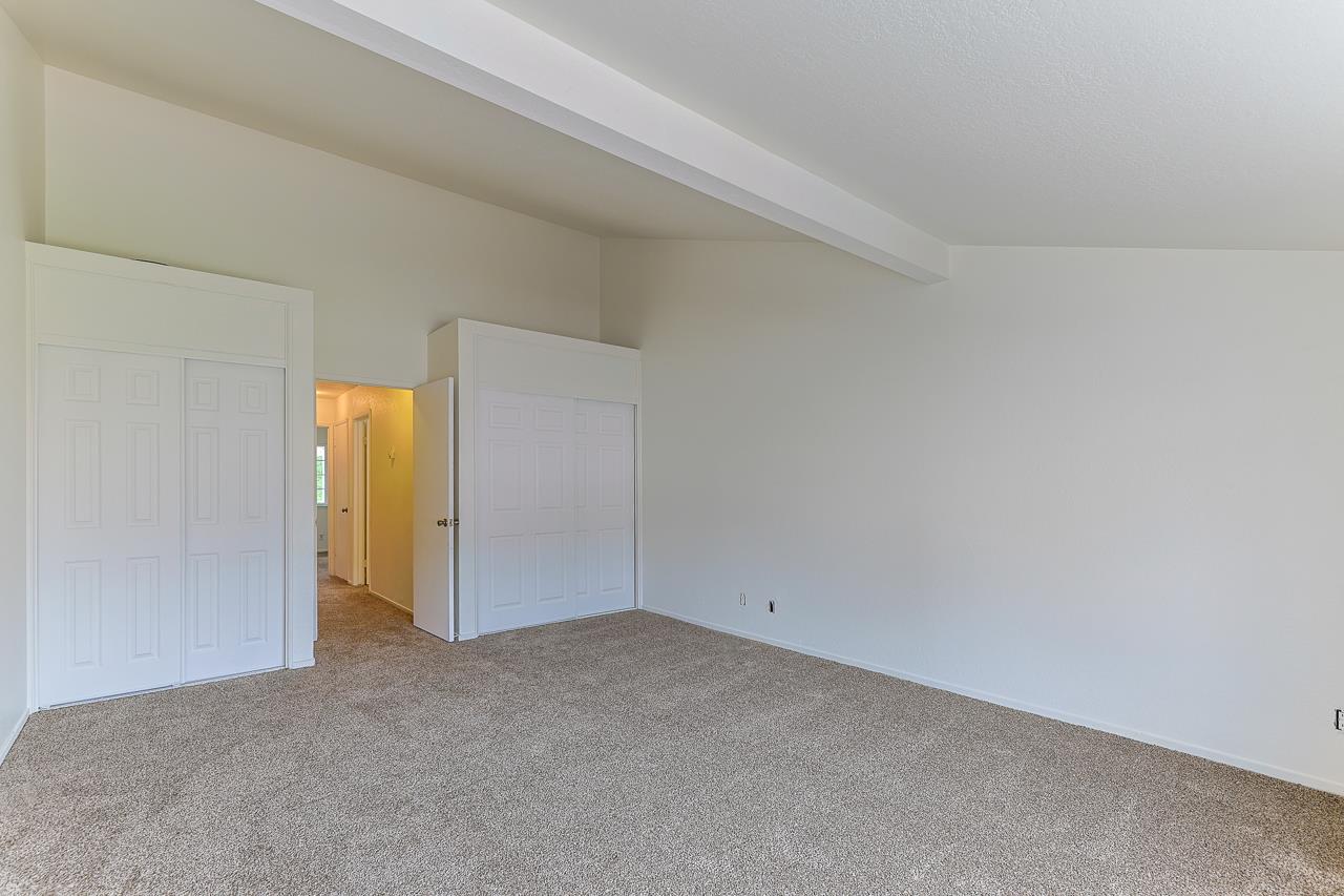 Detail Gallery Image 13 of 13 For 914 Acosta Plaza #91,  Salinas,  CA 93905 - 4 Beds | 1/1 Baths