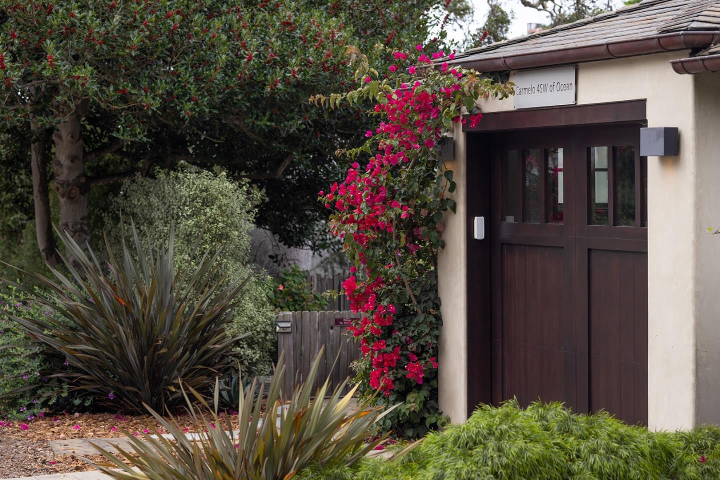 Detail Gallery Image 3 of 24 For 0 Carmelo 4 Sw of Ocean Ave, Carmel,  CA 93921 - 3 Beds | 3/1 Baths