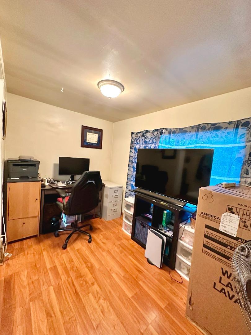 Detail Gallery Image 7 of 13 For 2855 Senter Rd #84,  San Jose,  CA 95111 - 1 Beds | 1 Baths