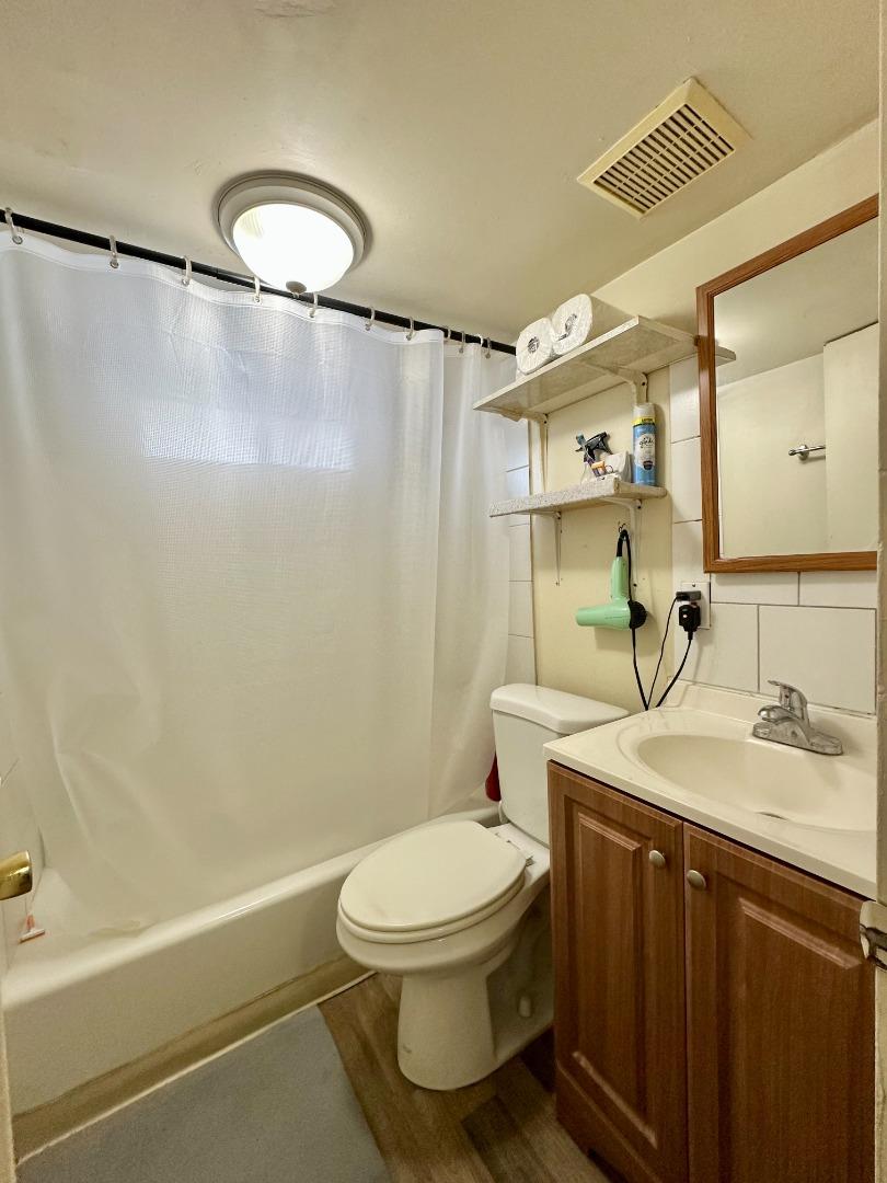 Detail Gallery Image 9 of 13 For 2855 Senter Rd #84,  San Jose,  CA 95111 - 1 Beds | 1 Baths