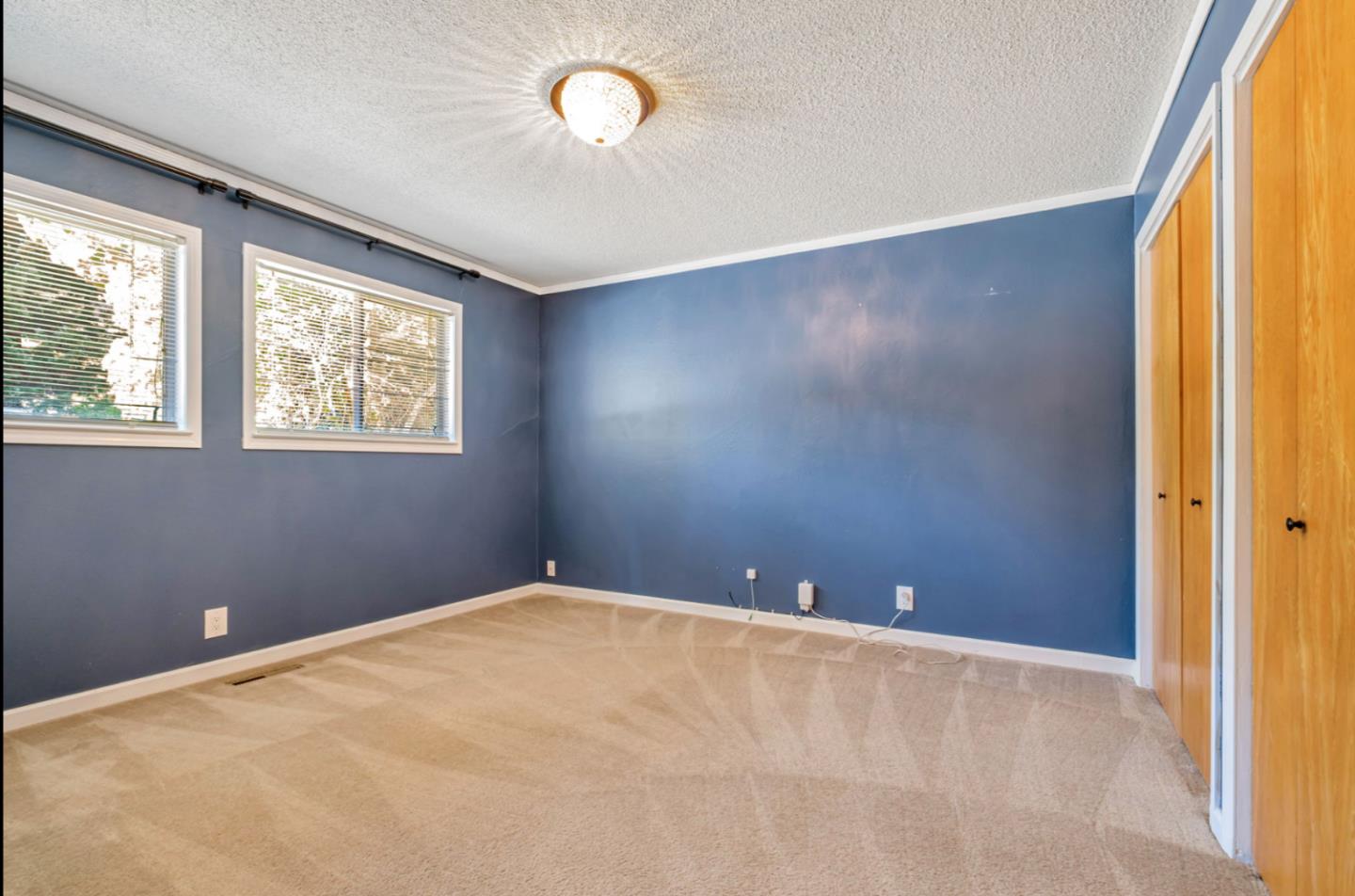Detail Gallery Image 14 of 35 For 23492 Sunset Dr, Los Gatos,  CA 95033 - 3 Beds | 2/1 Baths