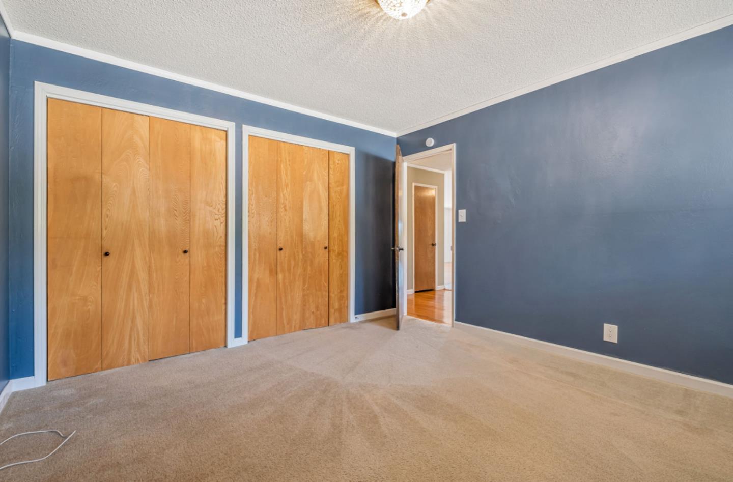 Detail Gallery Image 15 of 35 For 23492 Sunset Dr, Los Gatos,  CA 95033 - 3 Beds | 2/1 Baths