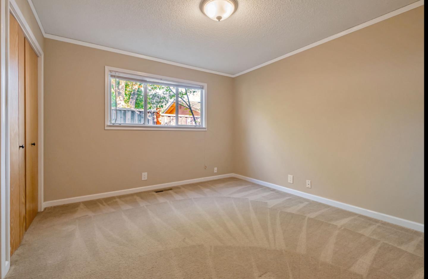 Detail Gallery Image 16 of 35 For 23492 Sunset Dr, Los Gatos,  CA 95033 - 3 Beds | 2/1 Baths