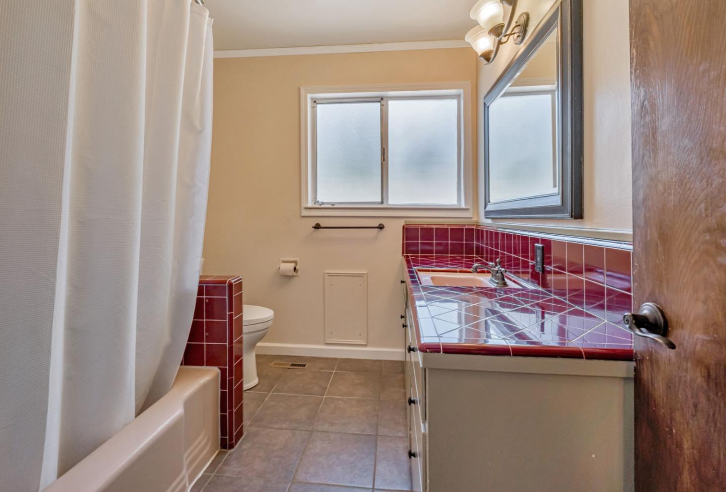 Detail Gallery Image 21 of 35 For 23492 Sunset Dr, Los Gatos,  CA 95033 - 3 Beds | 2/1 Baths