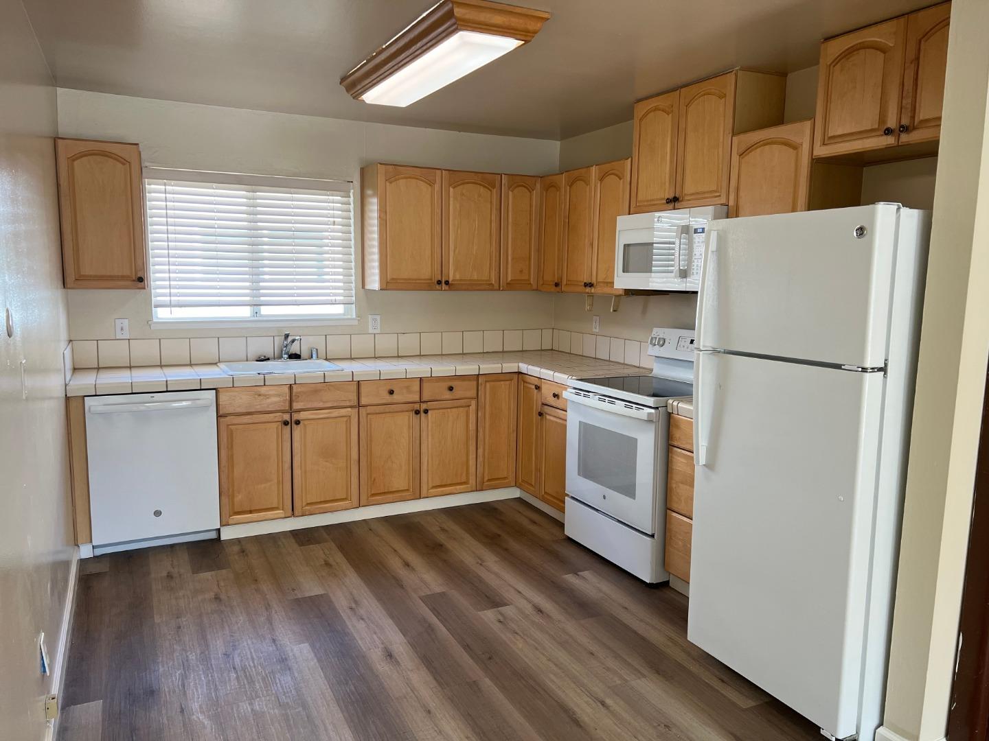 Detail Gallery Image 13 of 25 For 203 Wilton Dr, Campbell,  CA 95008 - – Beds | – Baths