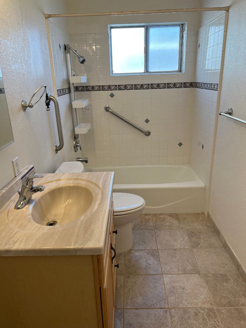 Detail Gallery Image 18 of 25 For 203 Wilton Dr, Campbell,  CA 95008 - – Beds | – Baths