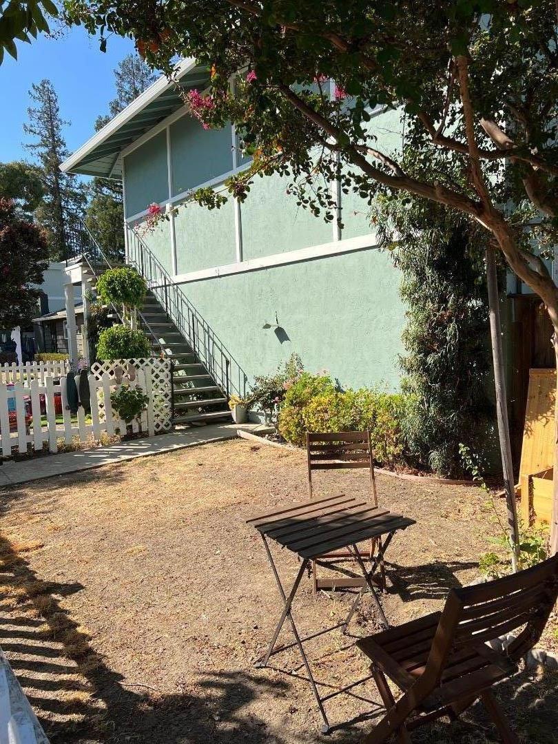 Detail Gallery Image 5 of 25 For 203 Wilton Dr, Campbell,  CA 95008 - – Beds | – Baths