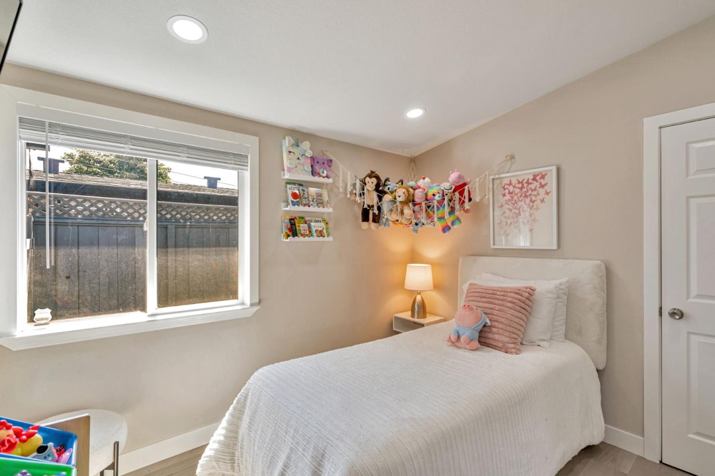 Detail Gallery Image 14 of 22 For 27553 Portsmouth Ave, Hayward,  CA 94545 - 3 Beds | 2 Baths