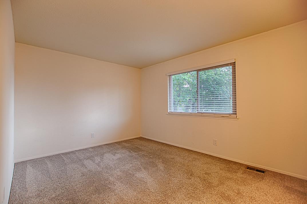 Detail Gallery Image 9 of 22 For 4380 Diamond St #3,  Capitola,  CA 95010 - 2 Beds | 1 Baths