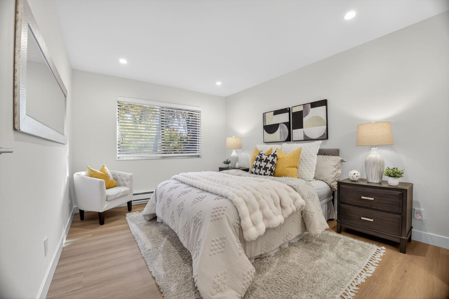 Detail Gallery Image 10 of 30 For 90 Flynn Ave #C,  Mountain View,  CA 94043 - 2 Beds | 1 Baths