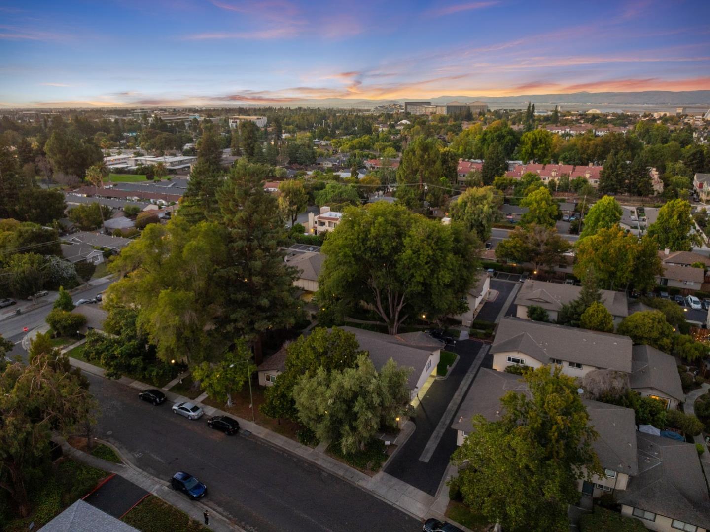 Detail Gallery Image 26 of 30 For 90 Flynn Ave #C,  Mountain View,  CA 94043 - 2 Beds | 1 Baths