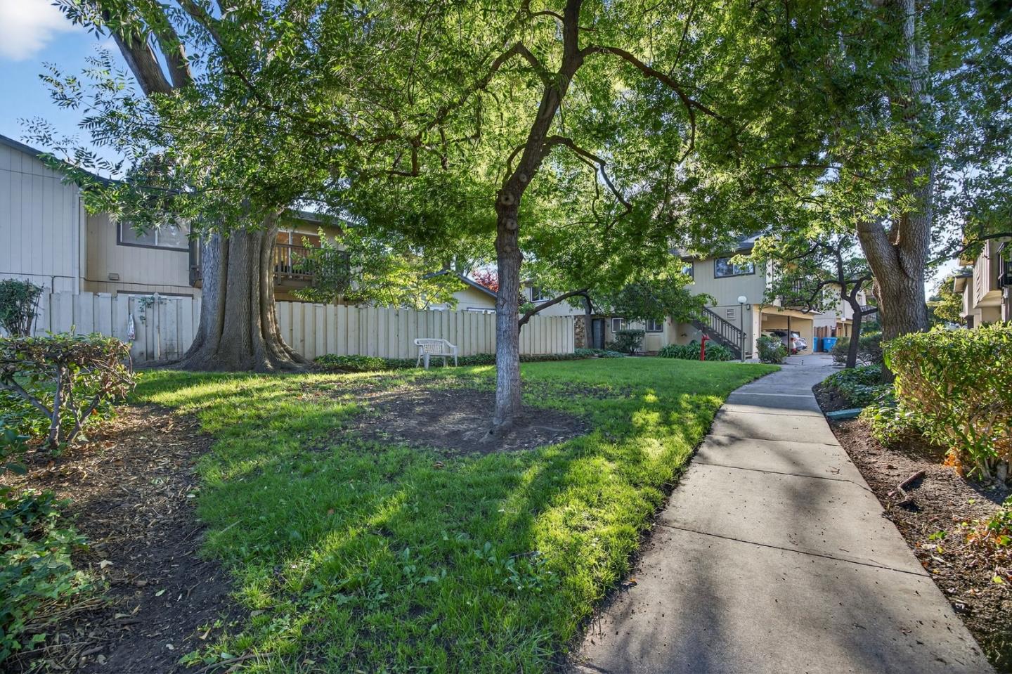 Detail Gallery Image 30 of 30 For 90 Flynn Ave #C,  Mountain View,  CA 94043 - 2 Beds | 1 Baths