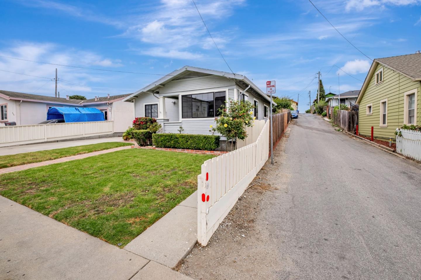 Detail Gallery Image 3 of 51 For 932 Lincoln St, Watsonville,  CA 95076 - 2 Beds | 1 Baths