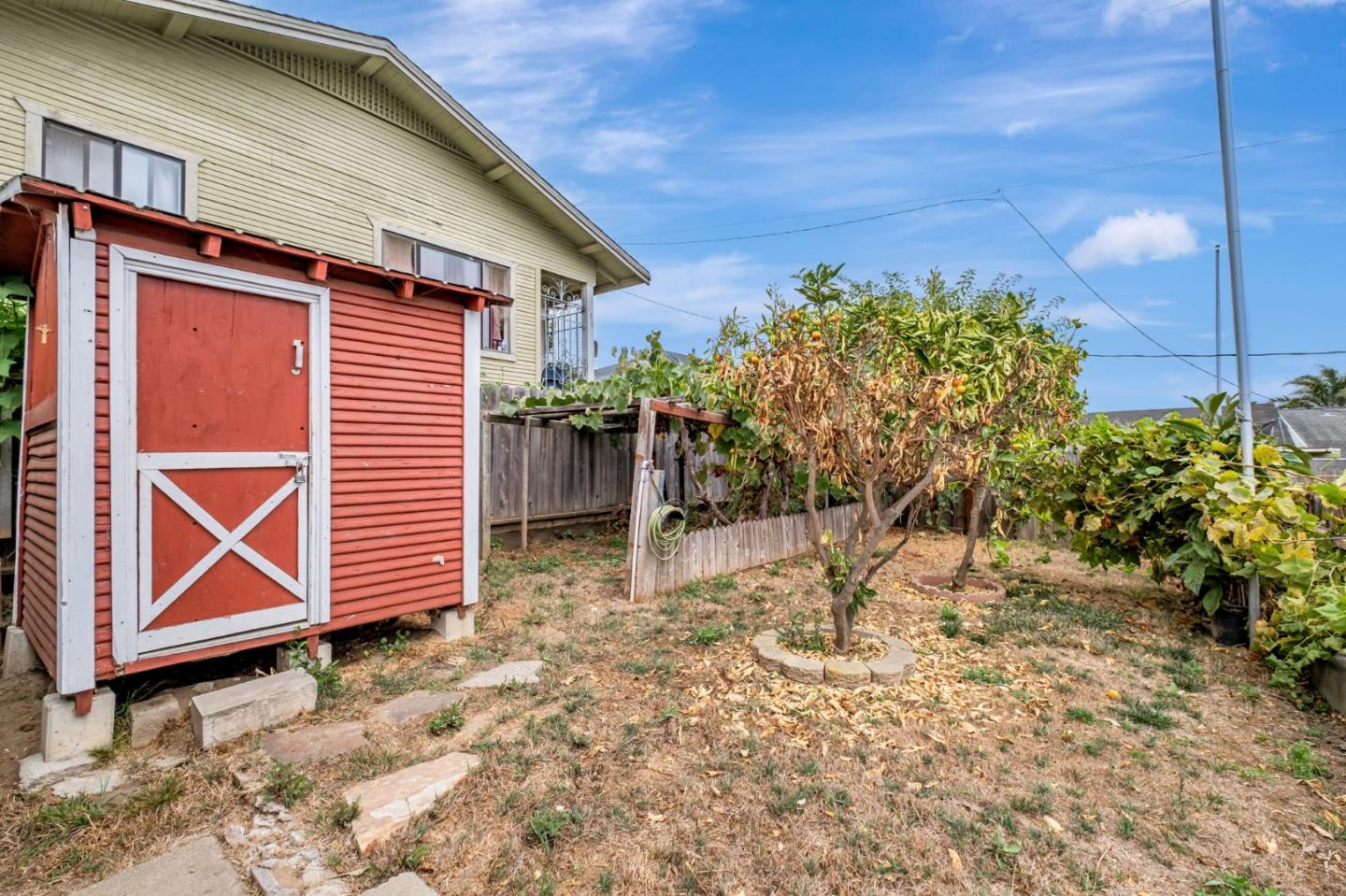 Detail Gallery Image 30 of 51 For 932 Lincoln St, Watsonville,  CA 95076 - 2 Beds | 1 Baths