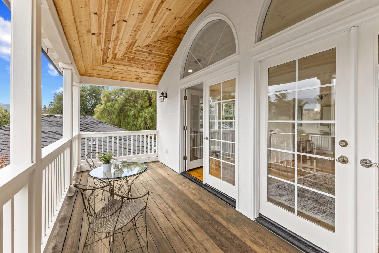 Detail Gallery Image 11 of 27 For 696 N Santa Cruz Ave, Los Gatos,  CA 95030 - 4 Beds | 2 Baths