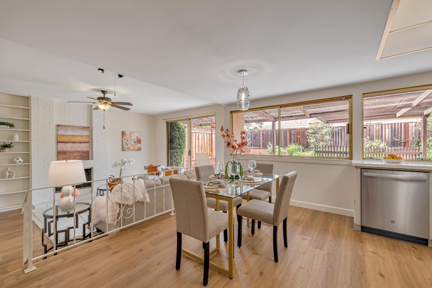 Detail Gallery Image 12 of 34 For 10683 Pebble Pl, Cupertino,  CA 95014 - 4 Beds | 2/1 Baths