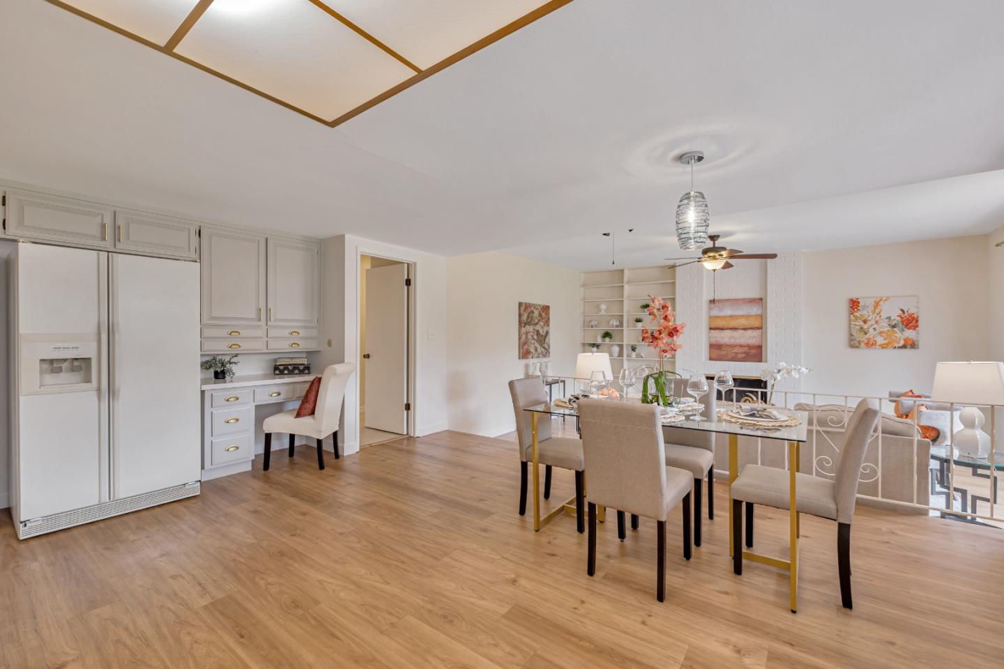 Detail Gallery Image 13 of 34 For 10683 Pebble Pl, Cupertino,  CA 95014 - 4 Beds | 2/1 Baths