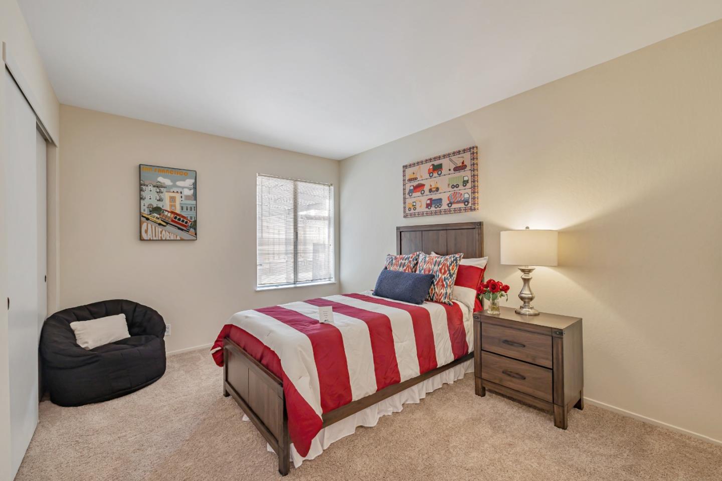 Detail Gallery Image 18 of 34 For 10683 Pebble Pl, Cupertino,  CA 95014 - 4 Beds | 2/1 Baths