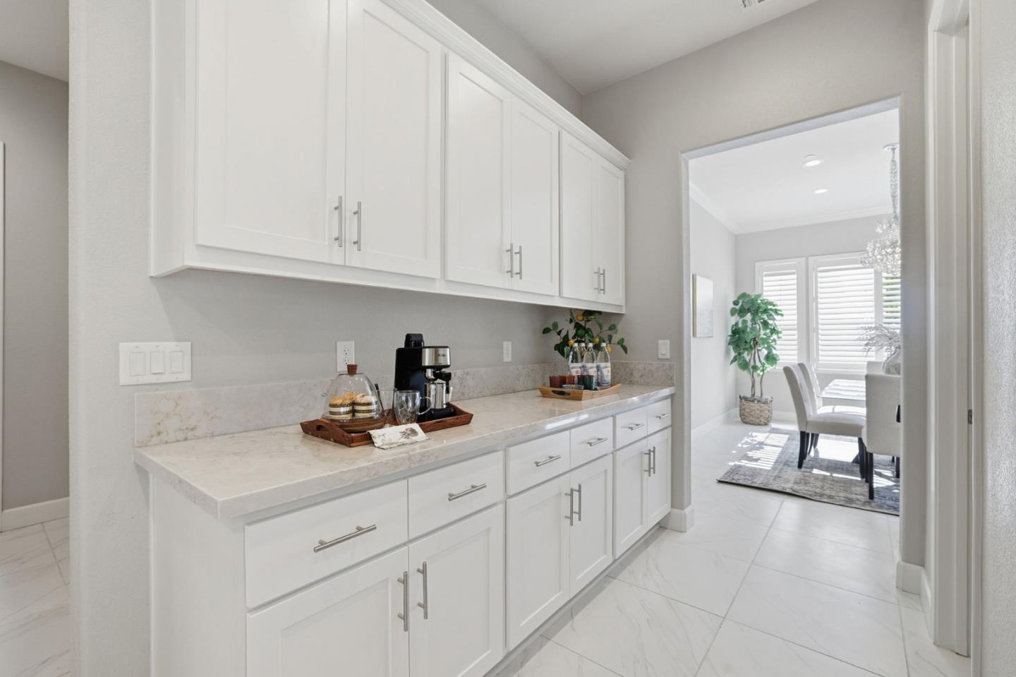 Detail Gallery Image 16 of 69 For 18664 White Moon Dr, Morgan Hill,  CA 95037 - 4 Beds | 3/1 Baths