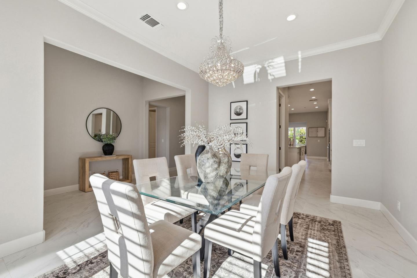 Detail Gallery Image 21 of 69 For 18664 White Moon Dr, Morgan Hill,  CA 95037 - 4 Beds | 3/1 Baths