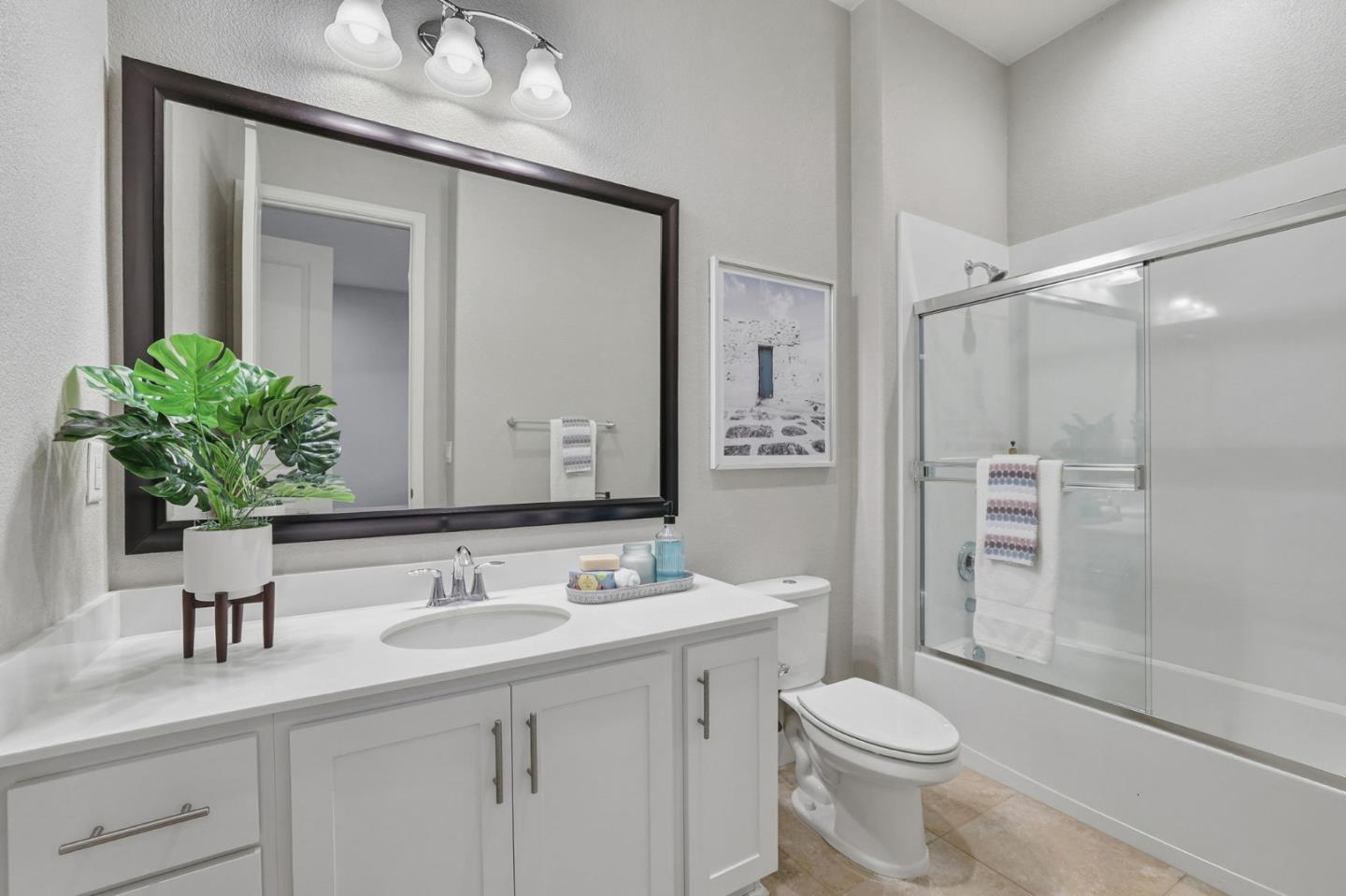 Detail Gallery Image 35 of 69 For 18664 White Moon Dr, Morgan Hill,  CA 95037 - 4 Beds | 3/1 Baths