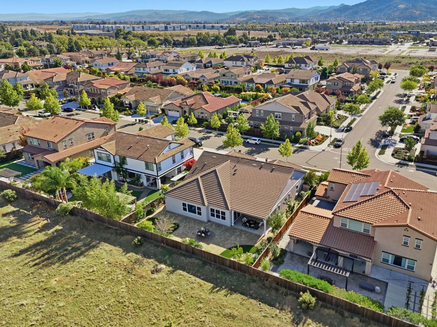 Detail Gallery Image 59 of 69 For 18664 White Moon Dr, Morgan Hill,  CA 95037 - 4 Beds | 3/1 Baths