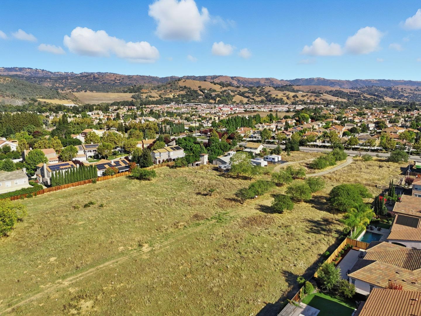 Detail Gallery Image 69 of 69 For 18664 White Moon Dr, Morgan Hill,  CA 95037 - 4 Beds | 3/1 Baths