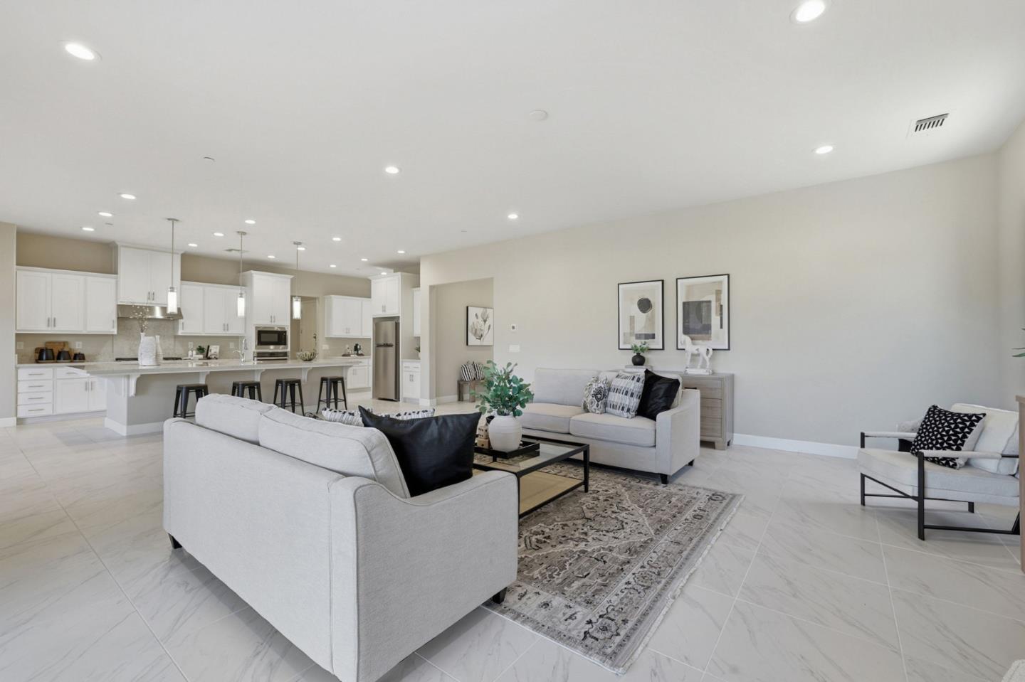 Detail Gallery Image 8 of 69 For 18664 White Moon Dr, Morgan Hill,  CA 95037 - 4 Beds | 3/1 Baths