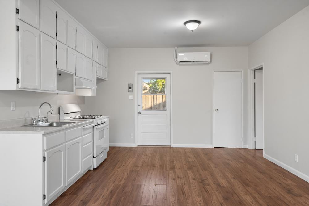 Detail Gallery Image 10 of 18 For 36347 Magellan Dr, Fremont,  CA 94536 - 5 Beds | 2 Baths