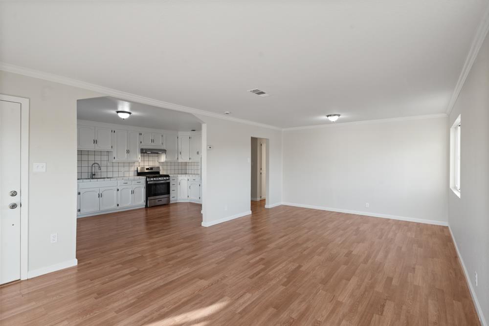 Detail Gallery Image 3 of 18 For 36347 Magellan Dr, Fremont,  CA 94536 - 5 Beds | 2 Baths