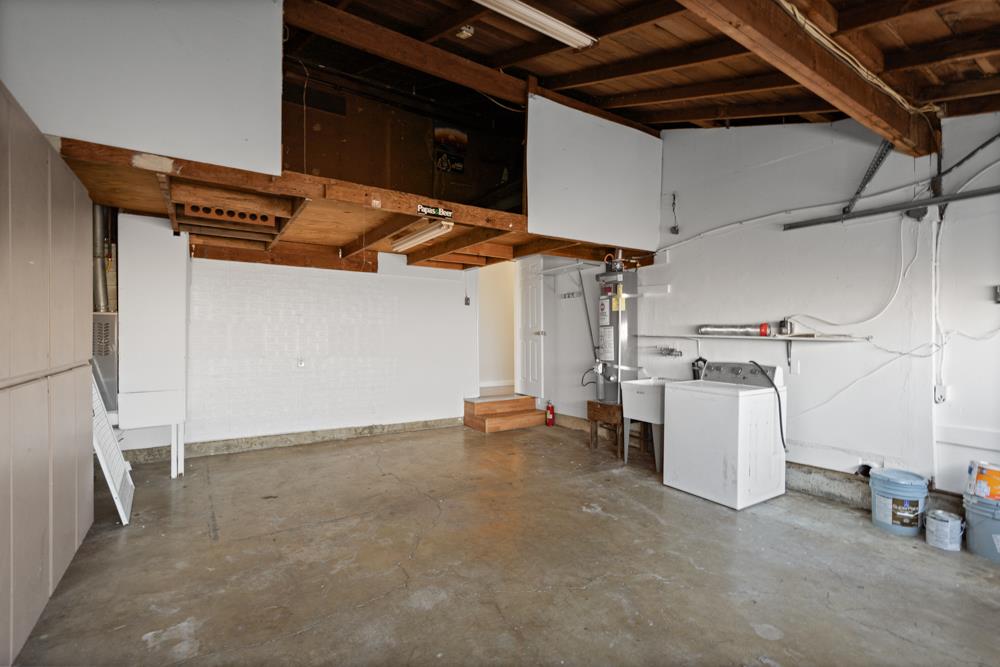 Detail Gallery Image 7 of 18 For 36347 Magellan Dr, Fremont,  CA 94536 - 5 Beds | 2 Baths